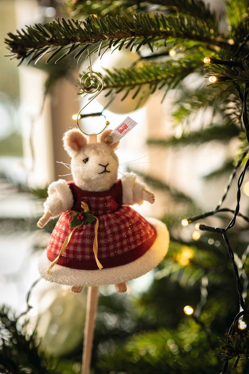 Mrs Santa Mouse Ornament   (Maus Mrs Santa 11)