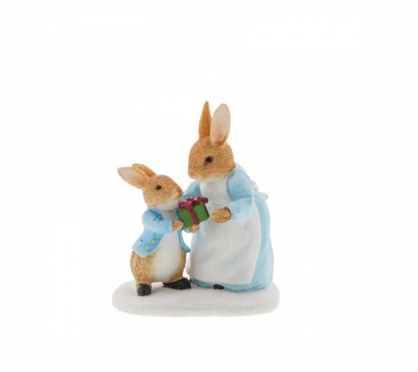 Beatrix Potter's: Mrs Rabbit Passing Peter Rabbit Present Figurine