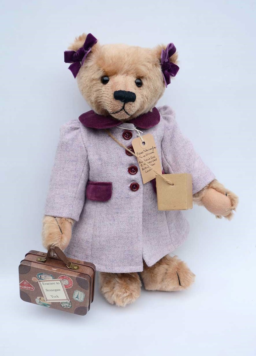 Amelia-Rose: World War II Evacuee Girl - Limited Ed 3/3