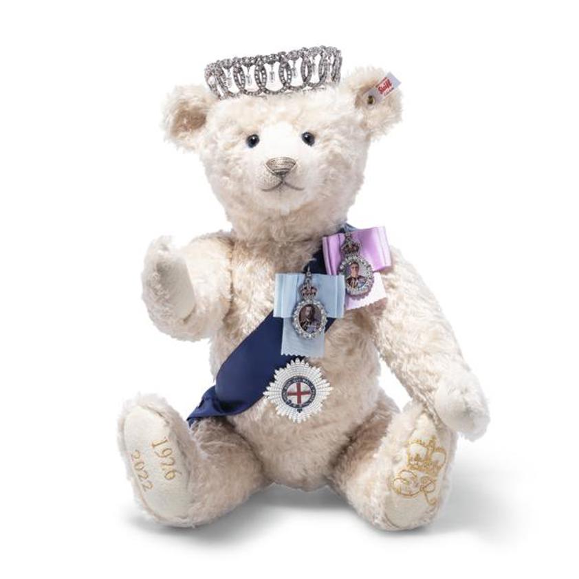 Queen Elizabeth II Memorial Bear - 53CM    Limited Edition of 214 Globally