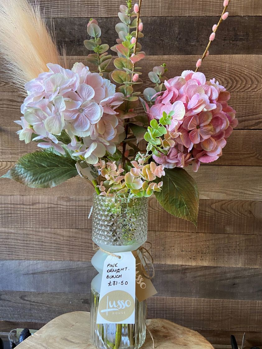 Pink Delight Bunch in a Clear Glass Vase