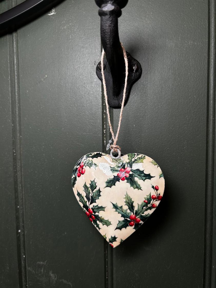 Hanging Holly Design Metal Decor