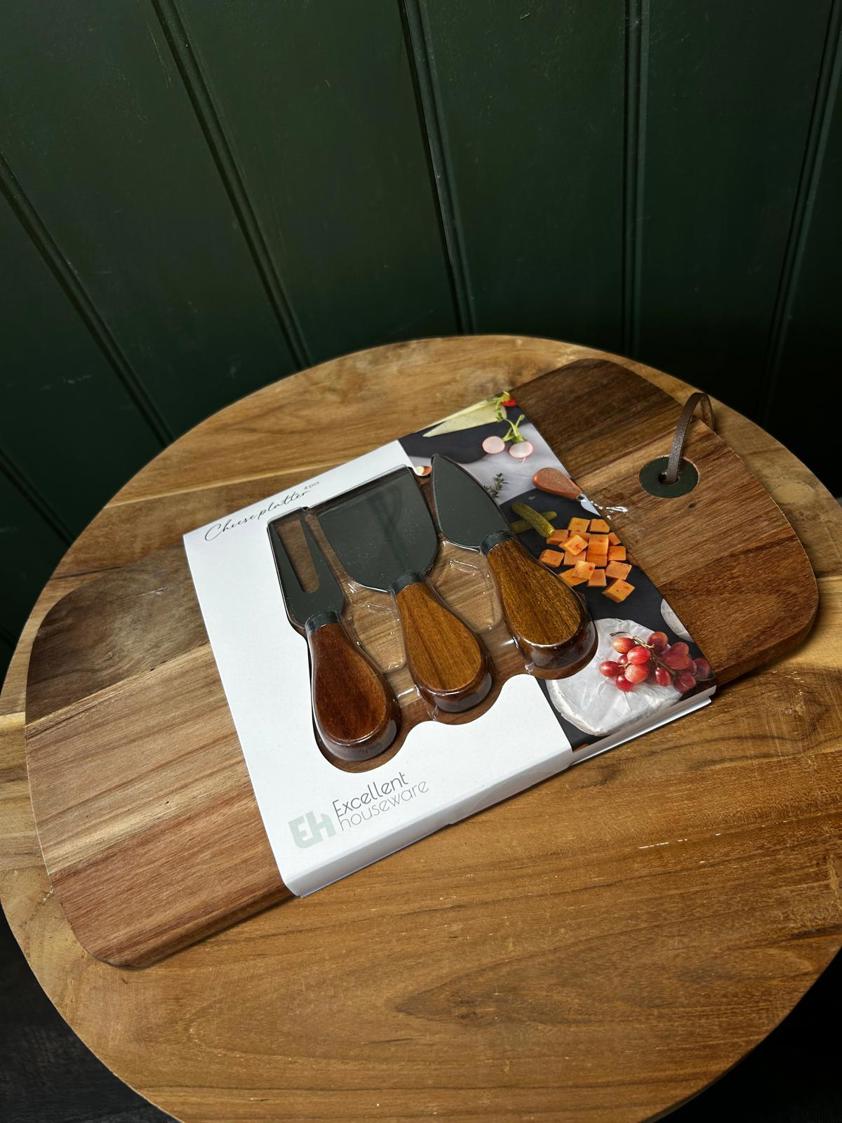 Cheese Board With Three Knives