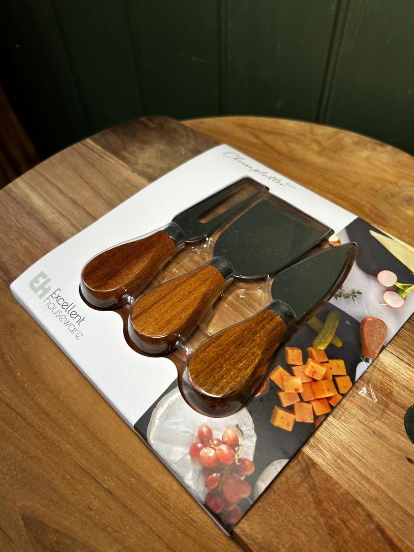 Cheese Board With Three Knives