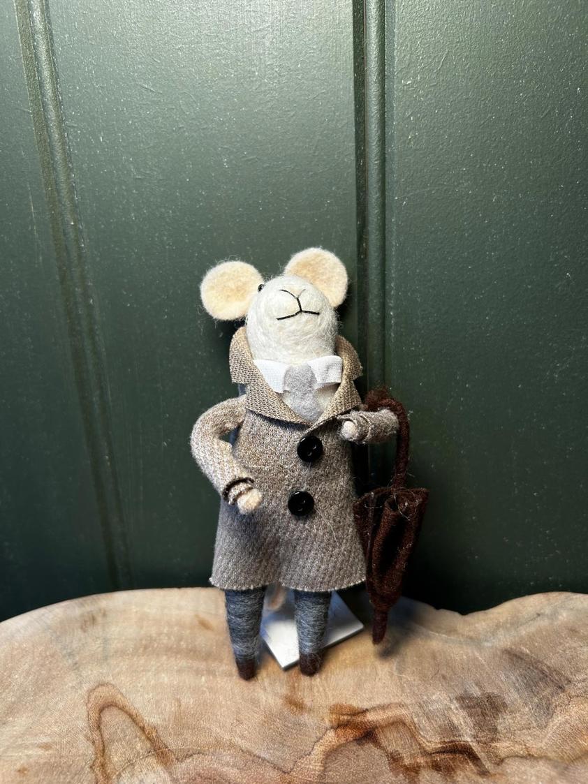 Regal Glamour Mouse