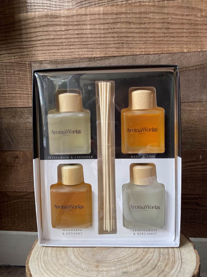 Set of 4 AromaWorks Diffusers