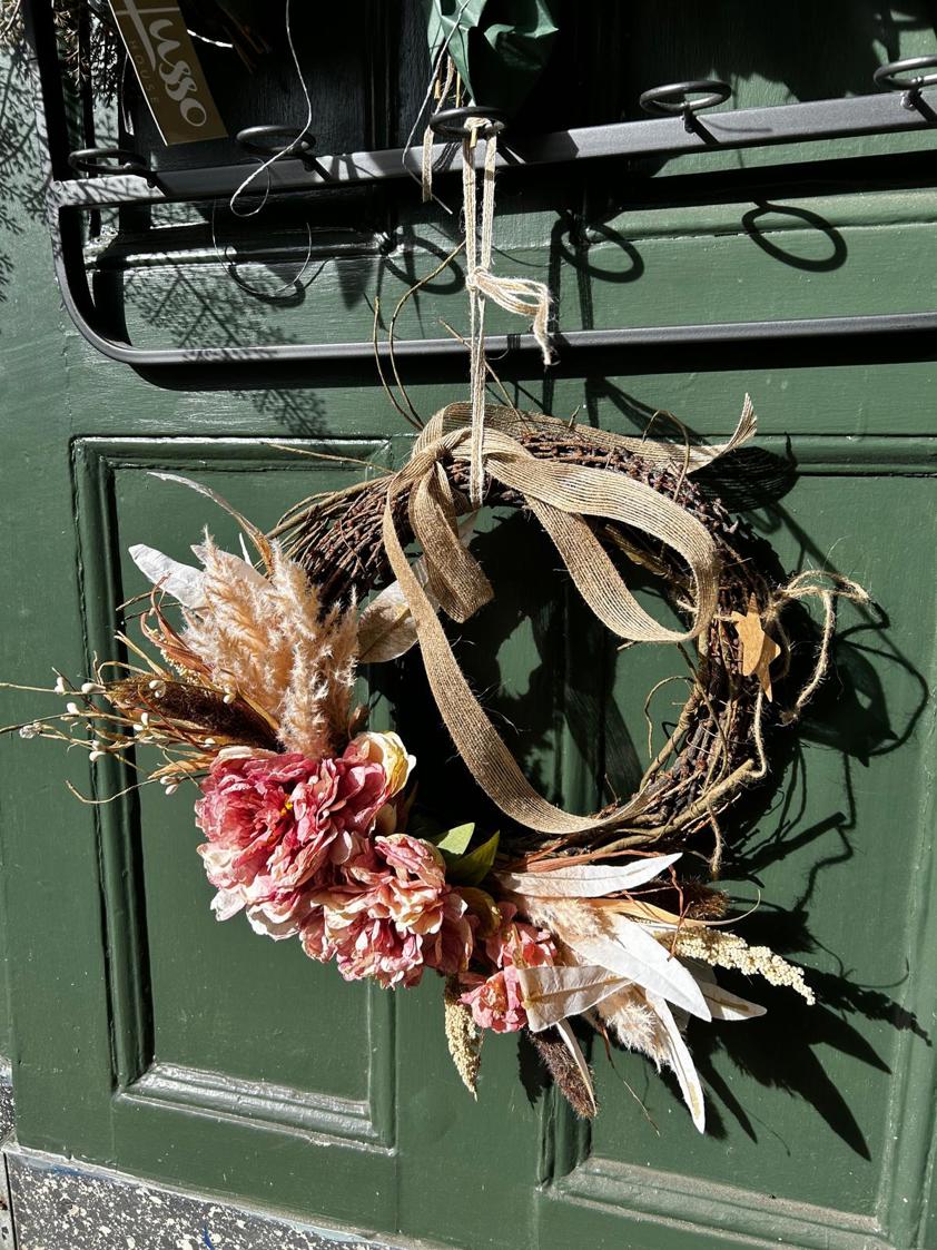 Dried Touch Wreath