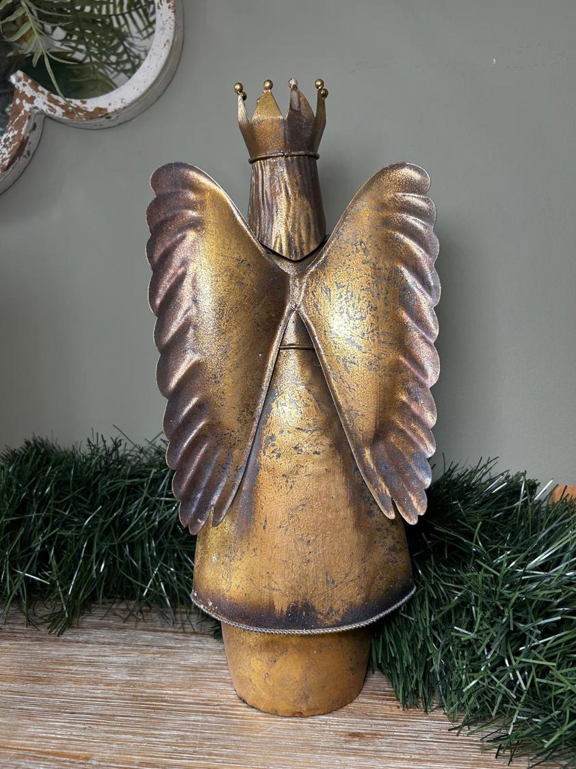 Choir Singing Angel