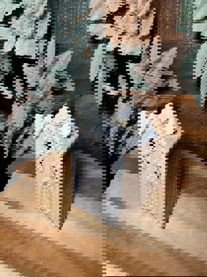 Lusso House Oil/Wax Burner Lusso House Oil/Wax Burner