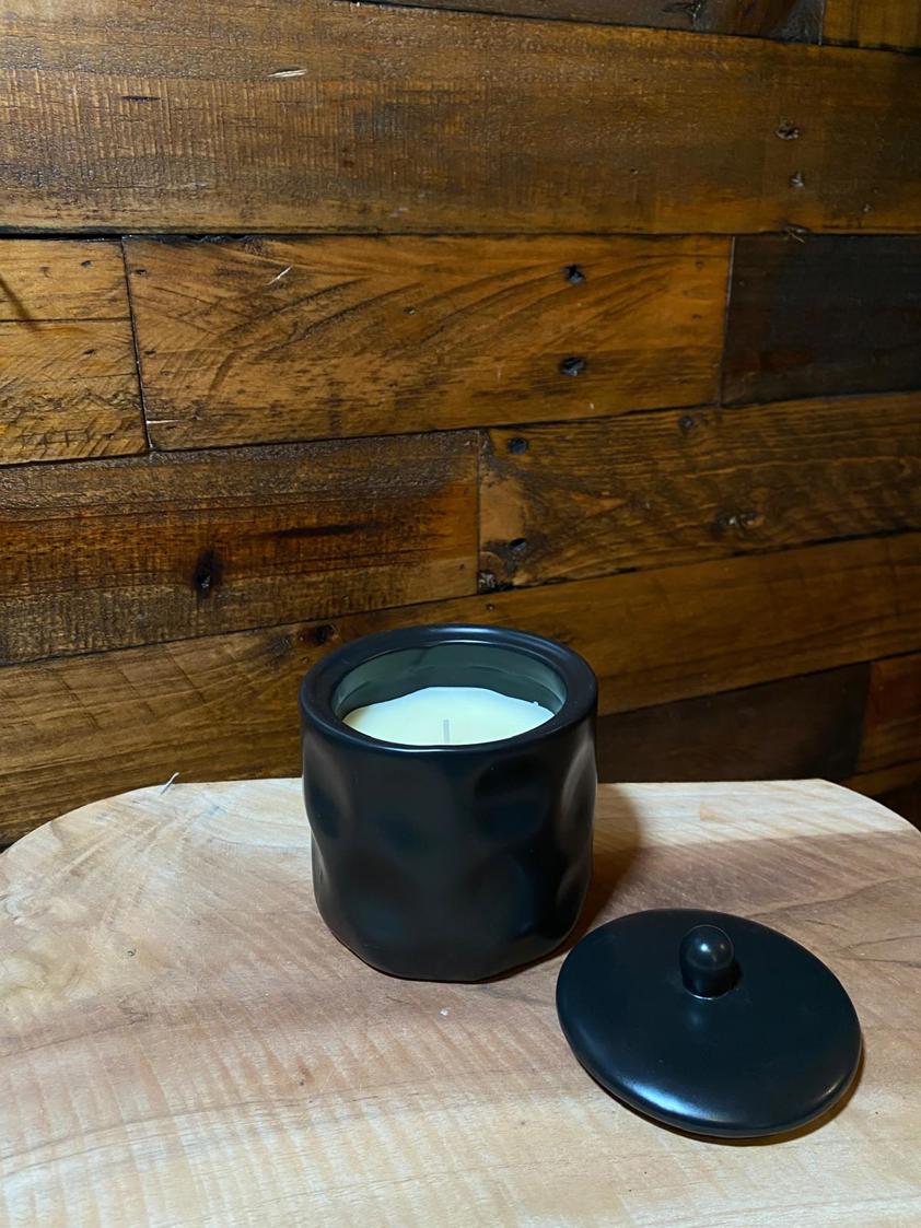 Candle In Dimpled Pot With Lid