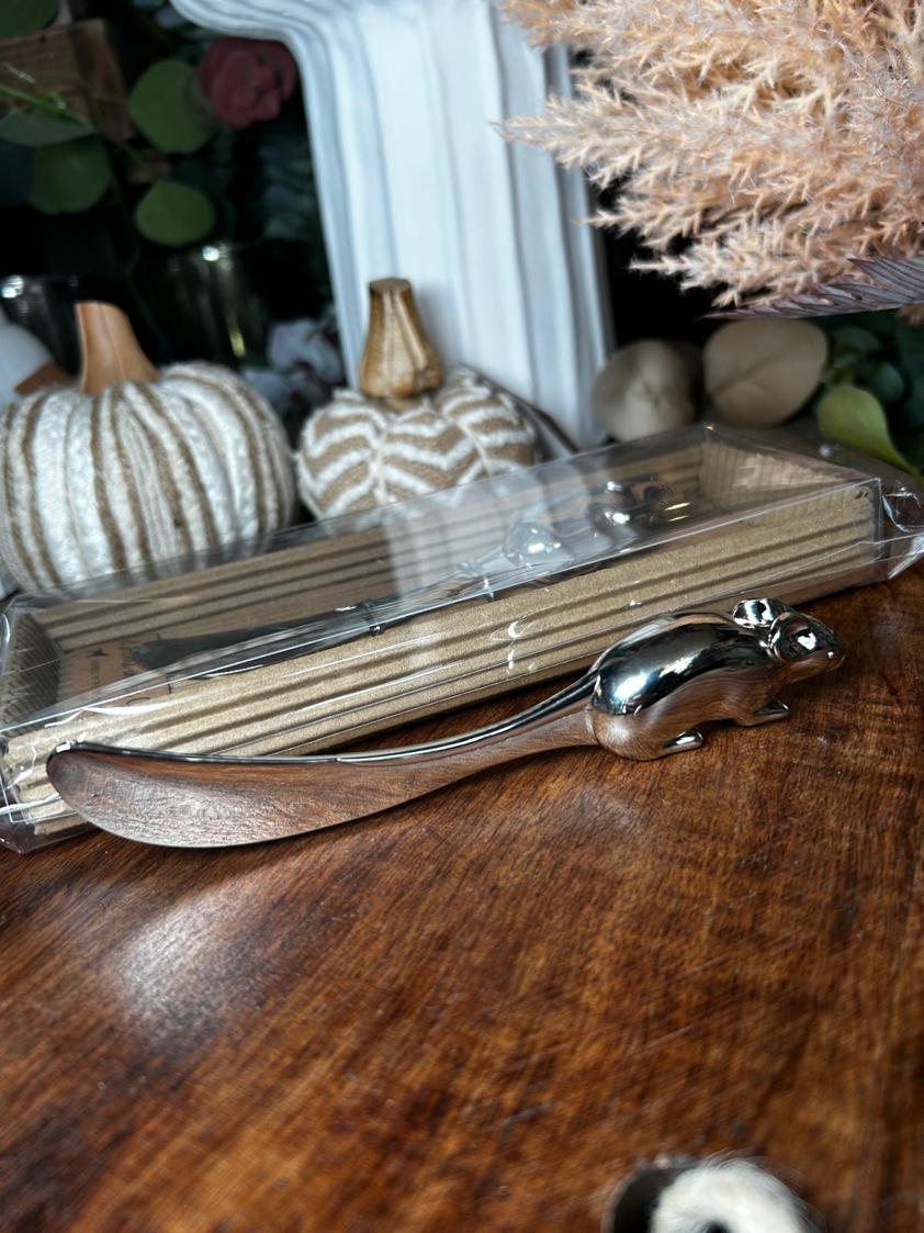 Spreader with Mouse handle