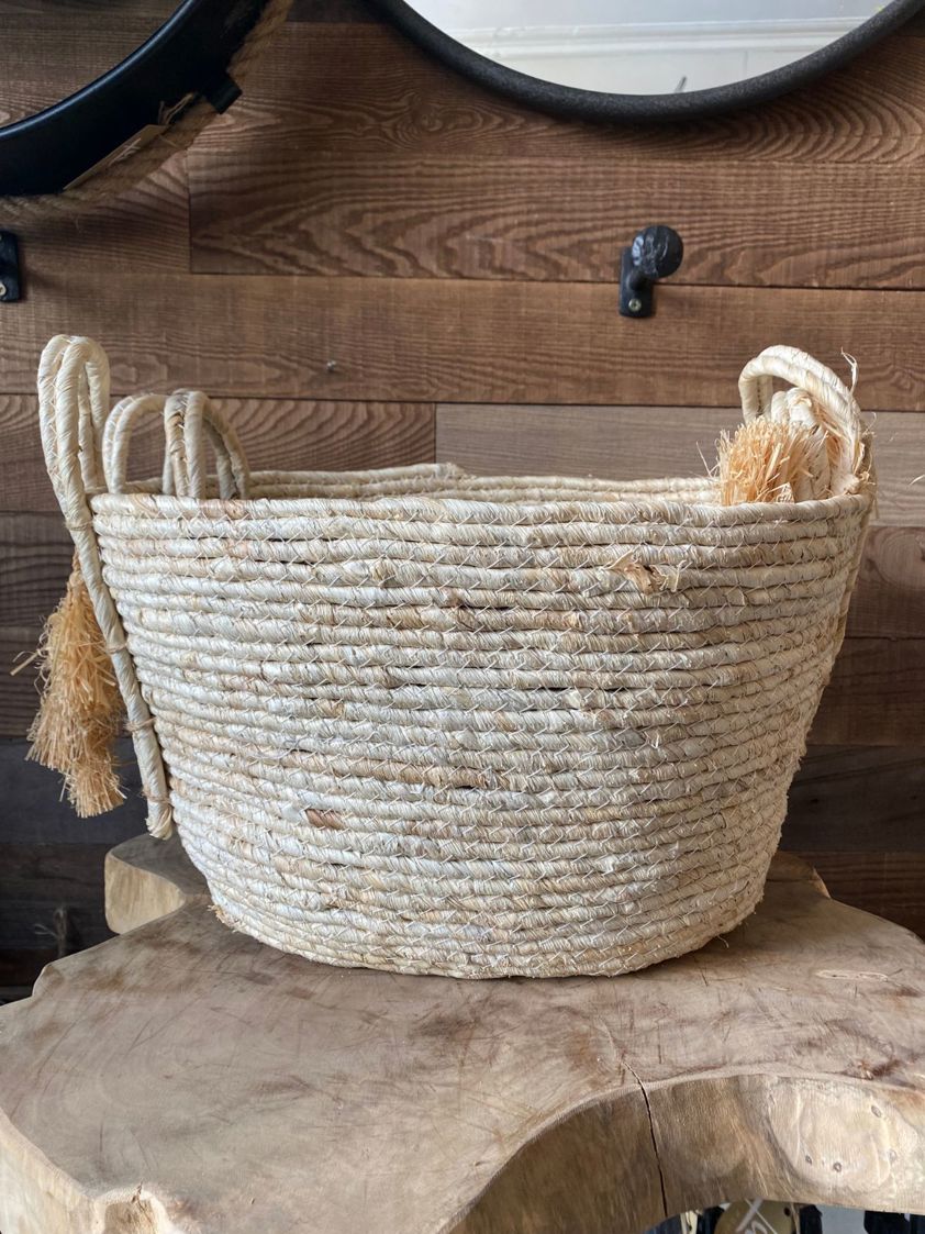 Straw Tassel Basket