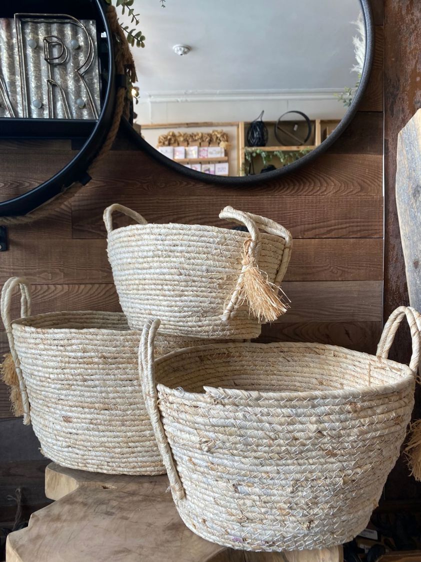 Straw Tassel Basket