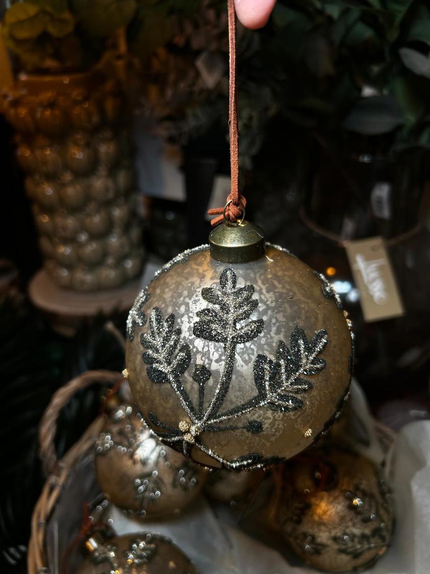 Gold Leaf Bauble