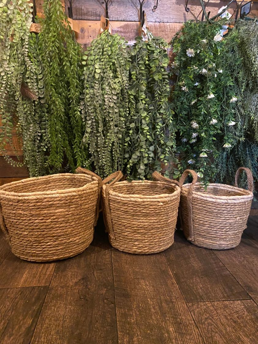 Natural Straw Basket with Cream Trim