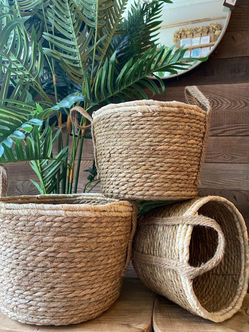 Natural Straw Basket with Cream Trim