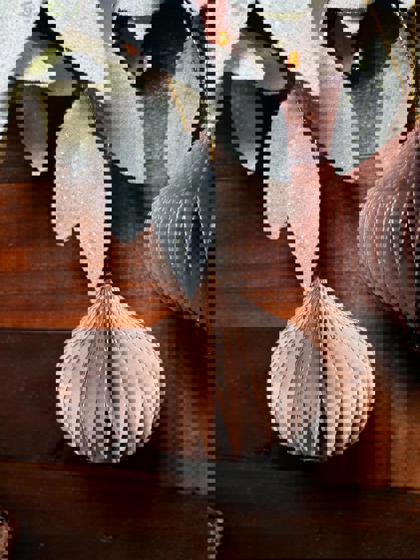 Onion Paper Bauble Onion Paper Bauble