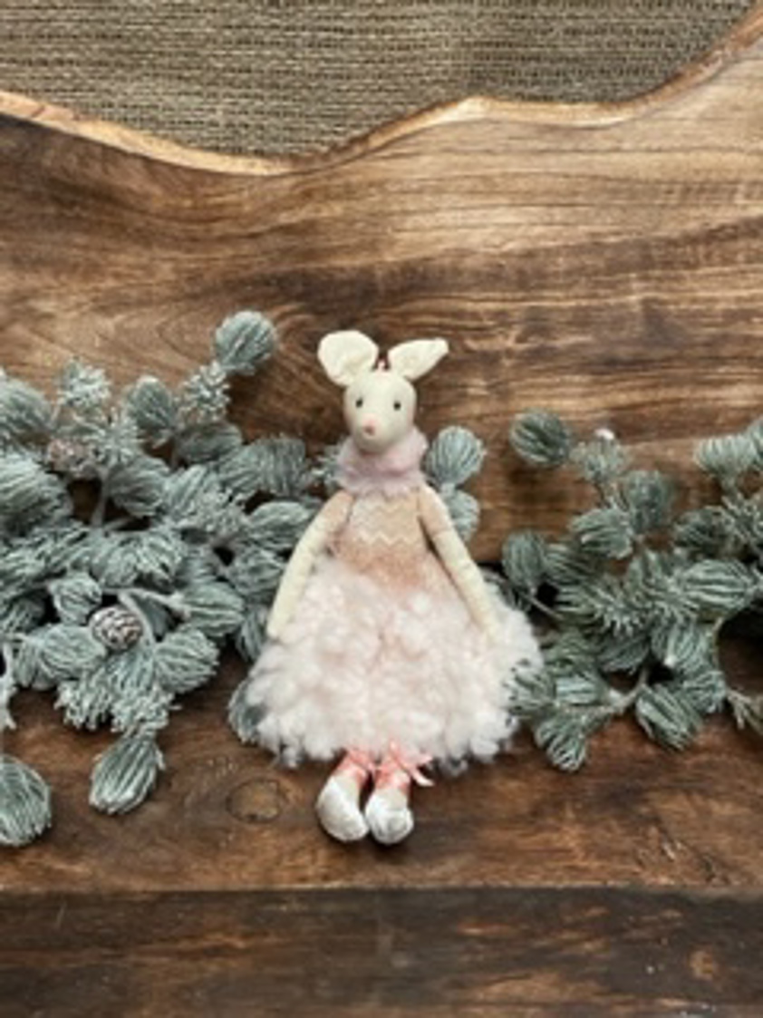 Darcy the Dancing Mouse