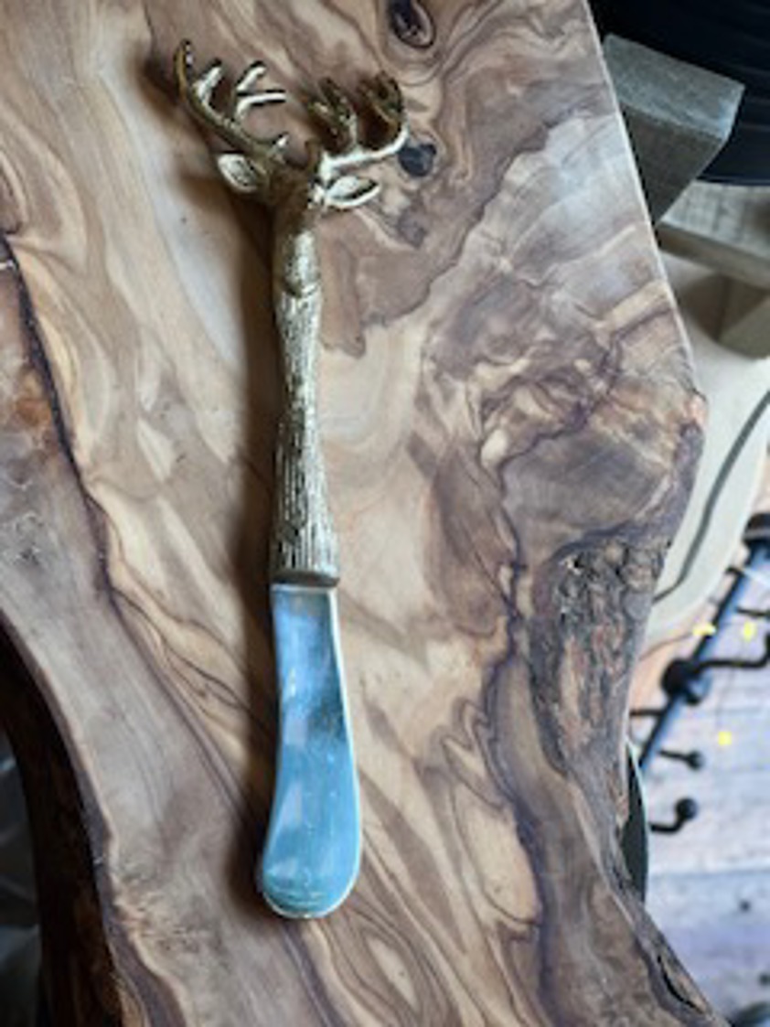 Stag Spreader Knife