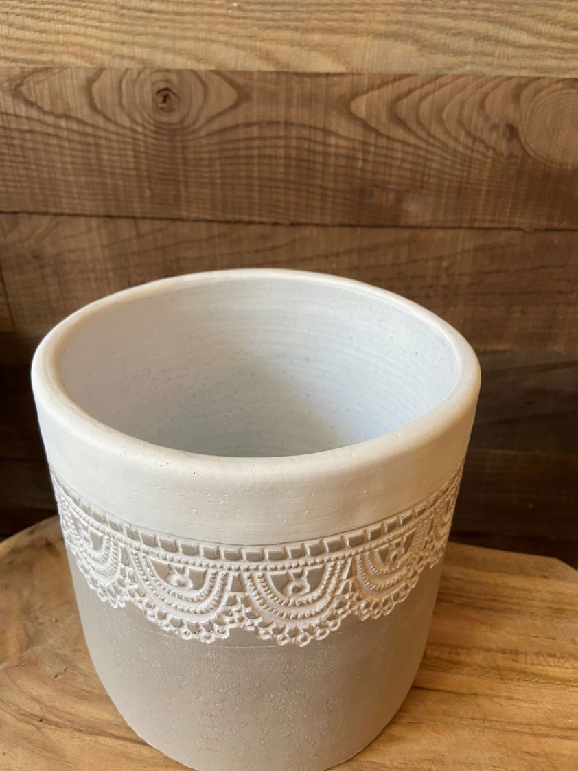 Grey Cylinder Pot with Embossed Lace Rim