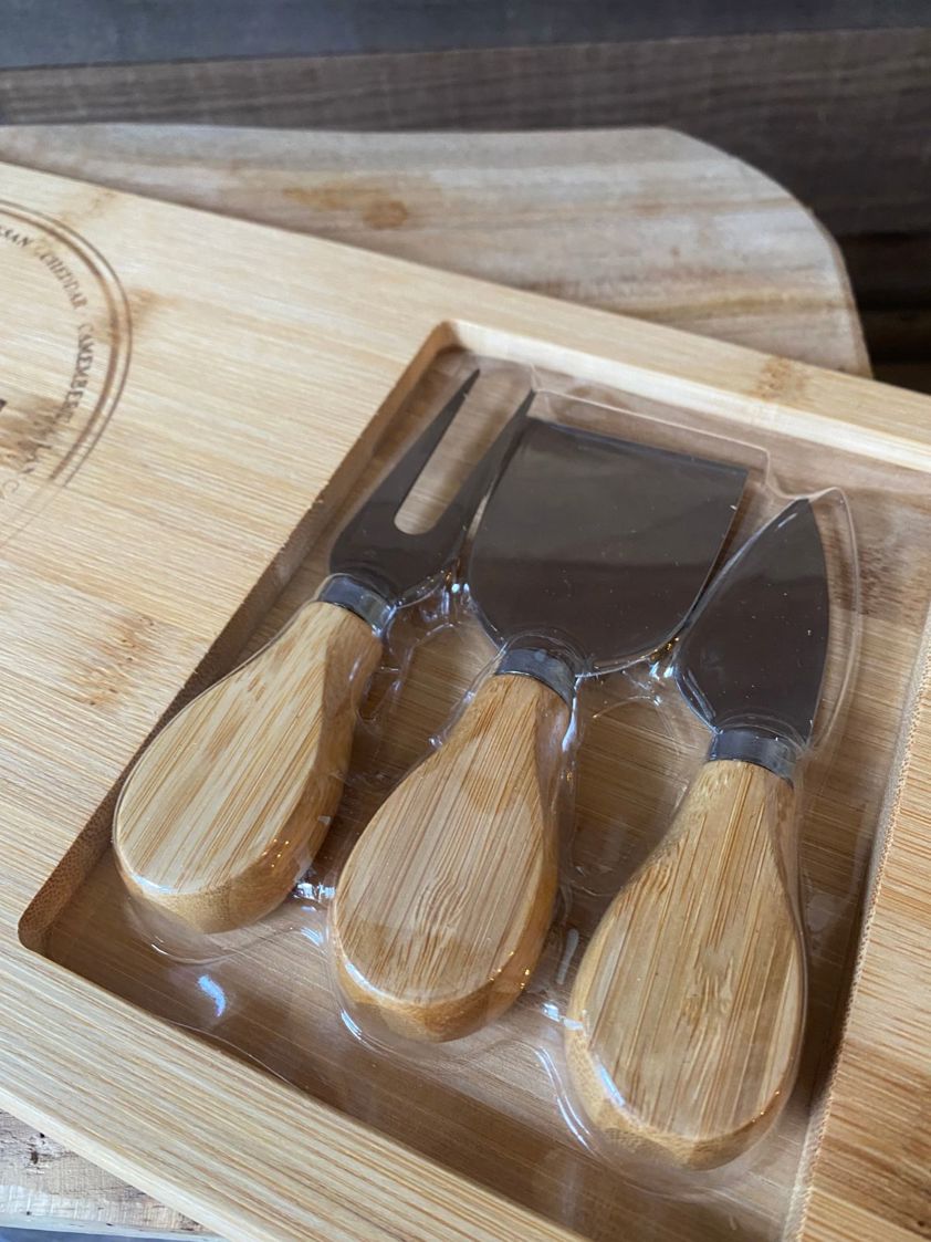 Bamboo Cheese Board with Set of Knives