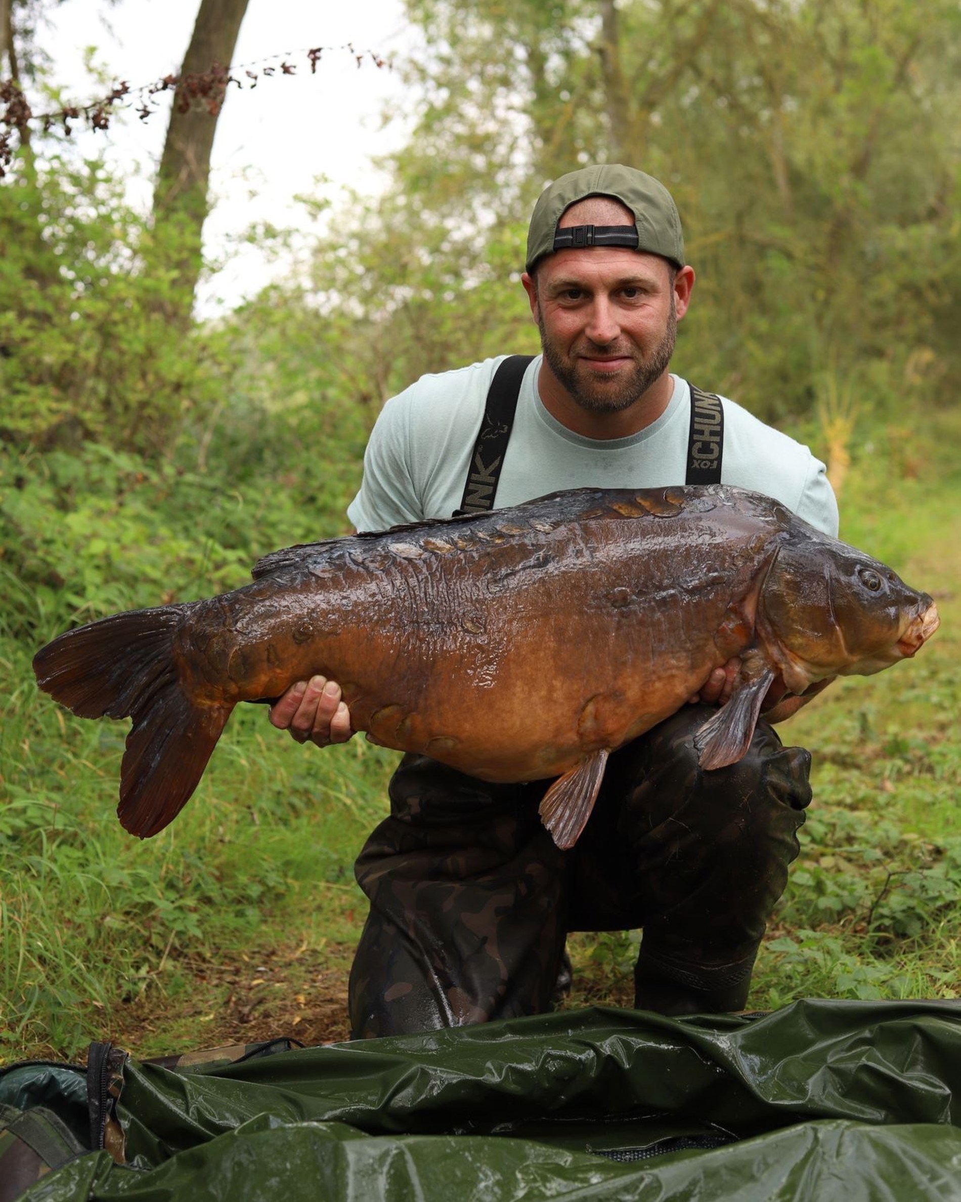 Saledock.Ecommerce.Core.Models.ImageDTO