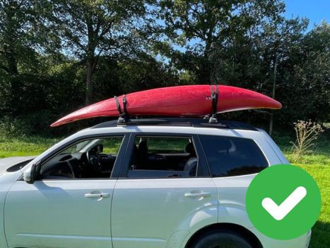 Boat loaded correctly, centred between roof bars