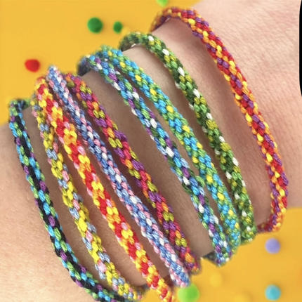 Making Friendship Bracelets 15/8