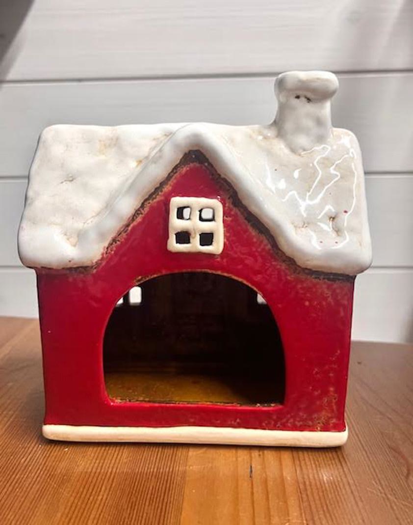 Village Pottery Christmas Traditional House Tealight