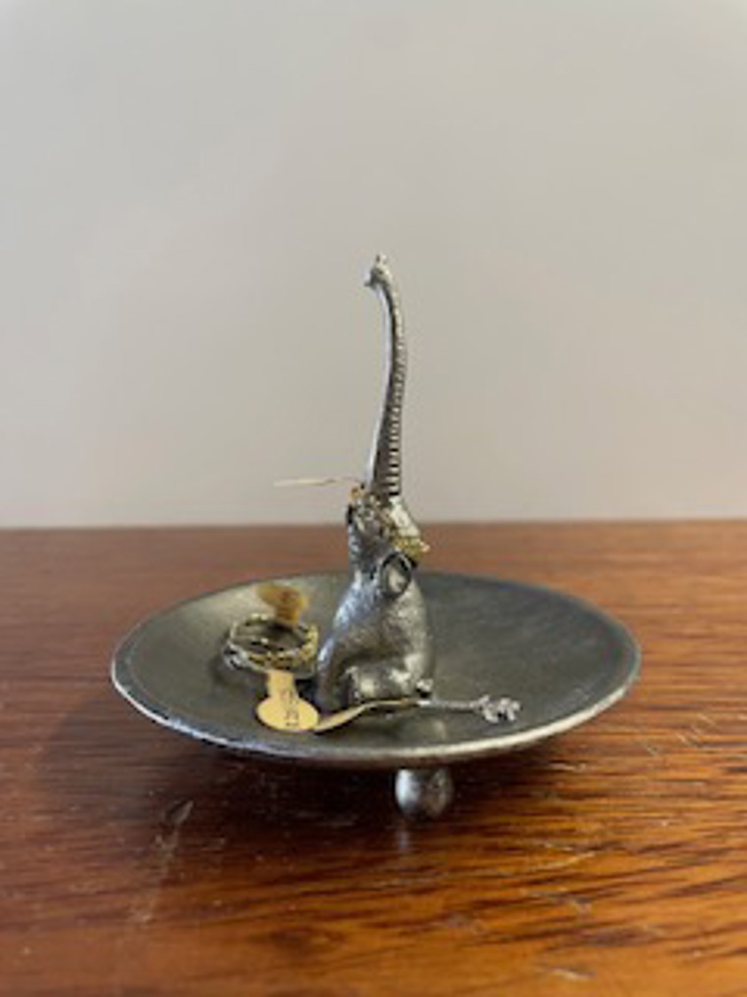 Elephant Ring Holder