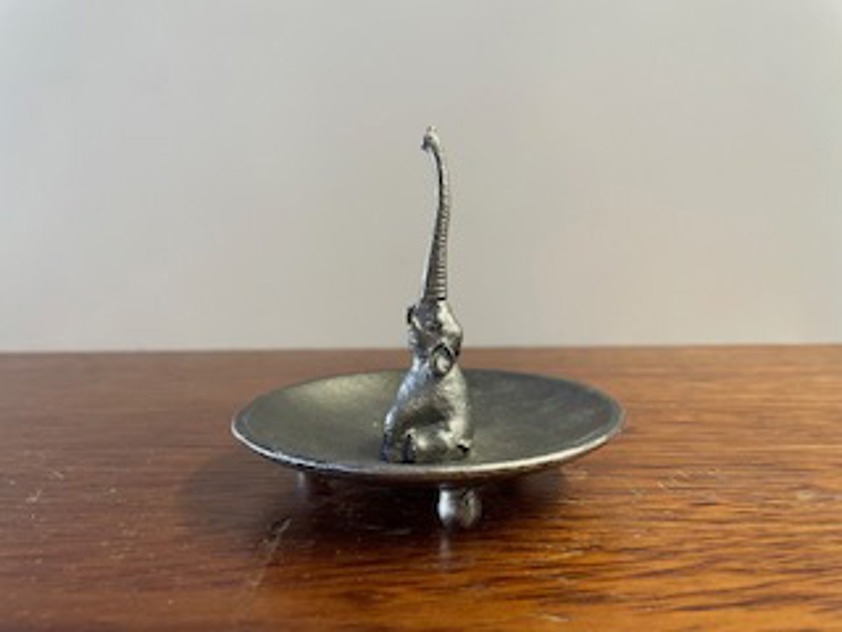Elephant Ring Holder