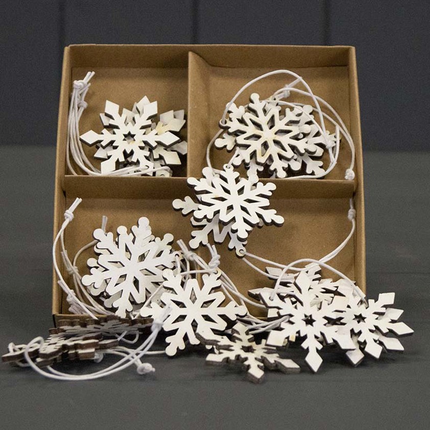 Hanging Wooden Snowflake Set  (13cm)