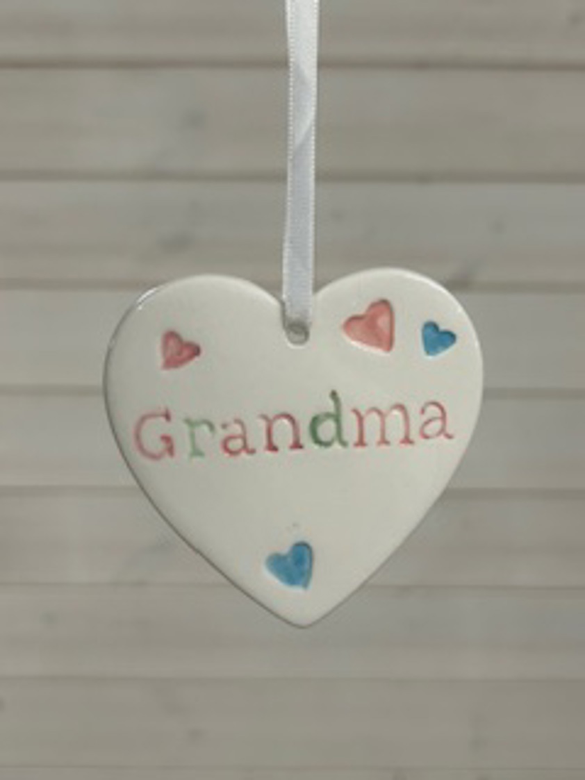 Sister Female family ceramic hanging hrt