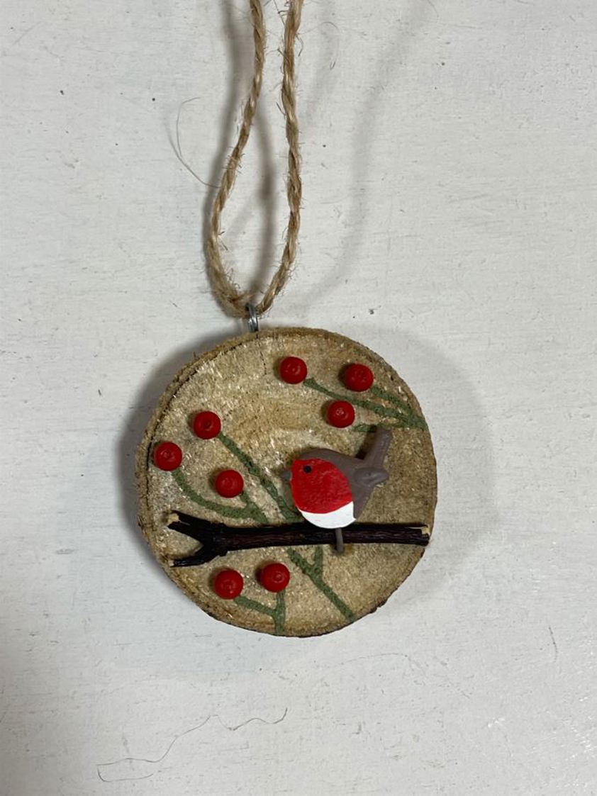 Robin and Berries On Log Round Hanging