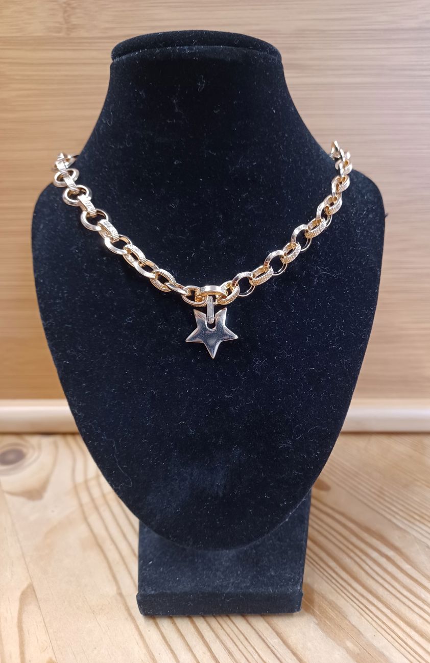Necklace Textured Chunky Star Gold