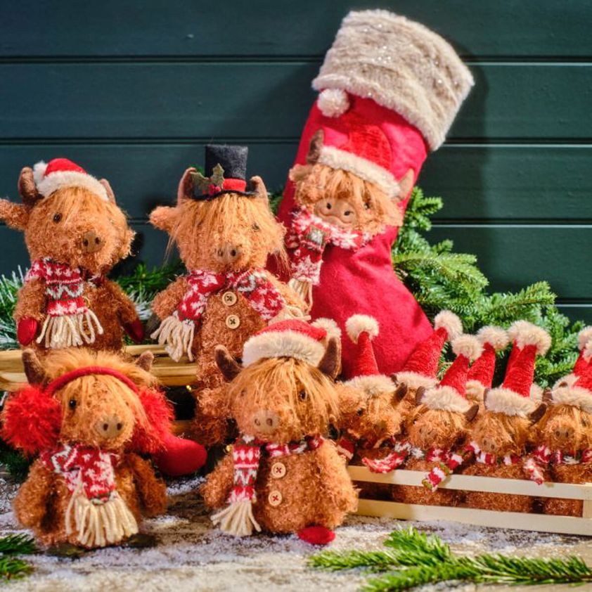 Christmas Dressed Highland Cow Hangers 2 Asstd Designs