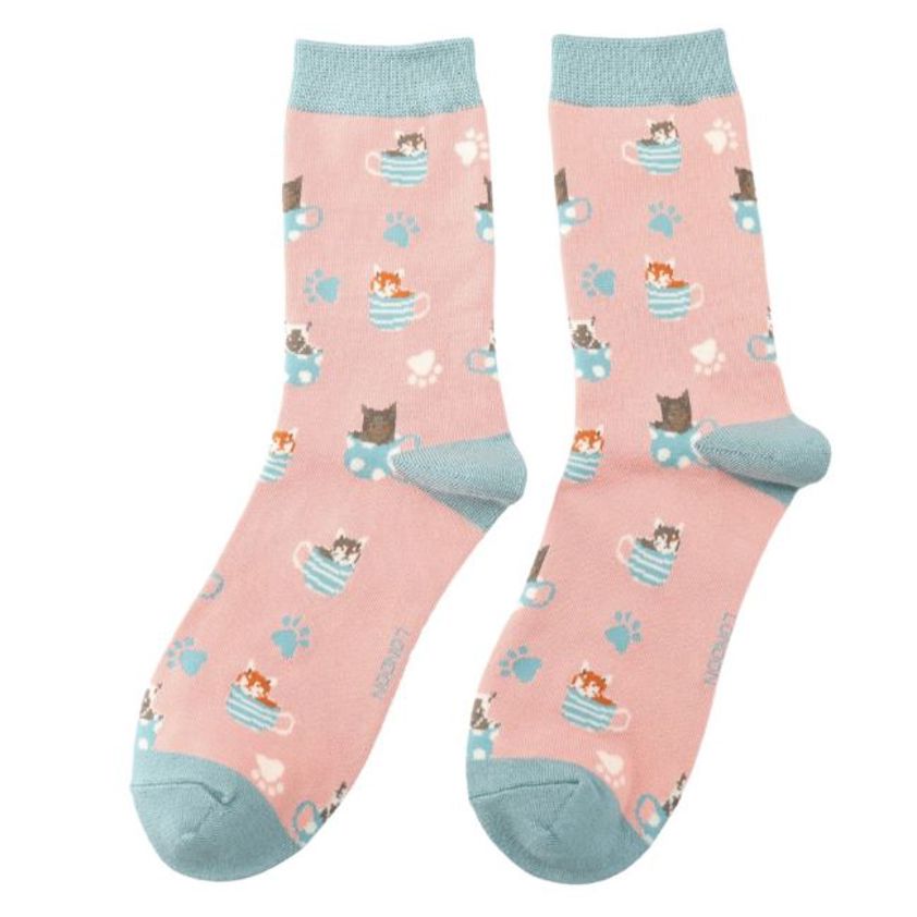 Dusky Pink Cats in Teacups