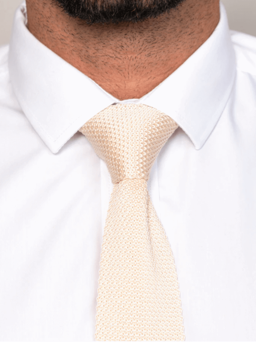 Cream Knitted  Tie