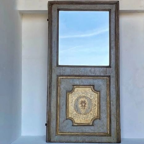 Furniture & Antiques