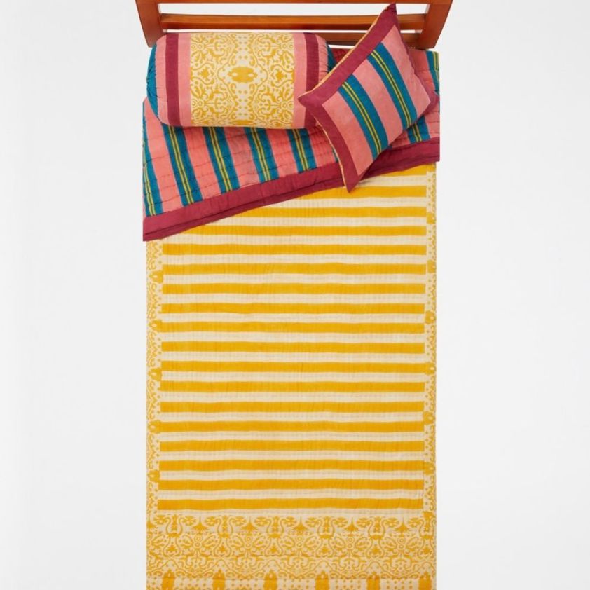 Damask Design Gold Lisa Corti Reversible Quilts 180 x 270 cm