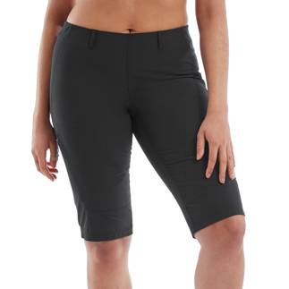 Black Altura Esker Trail Shorts (W)