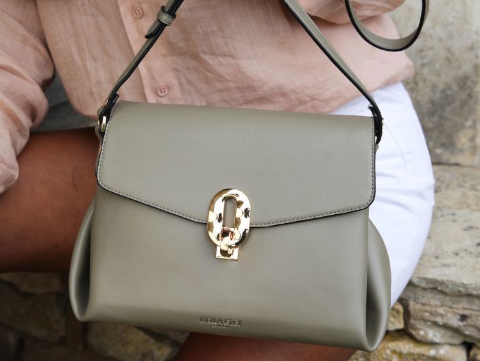 Cross Body Cross Body