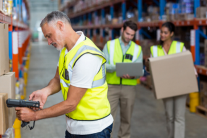 Strategies for Seamless Warehouse Operations in the E-commerce Era
