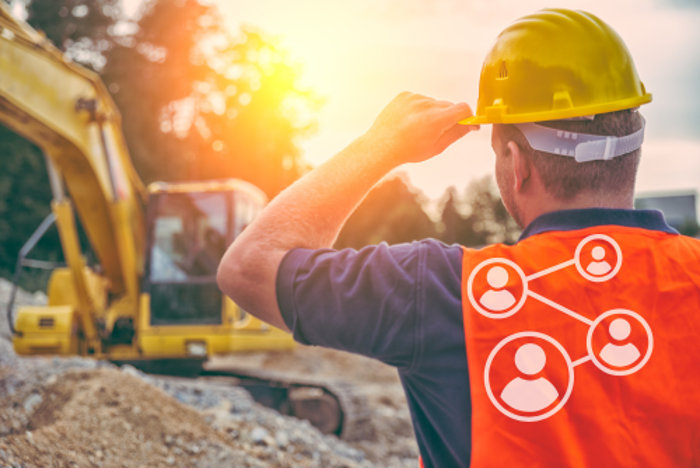 How Connectivity Transforms the Role of Deskless Workers