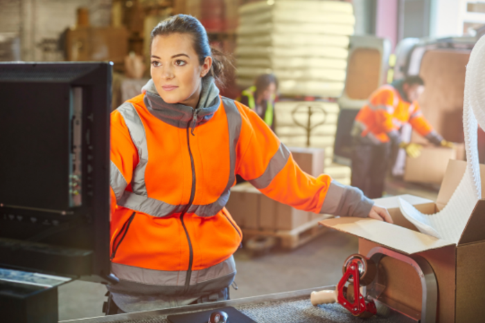 Why Choose Linerless Labels: The Benefits of Going Paperless