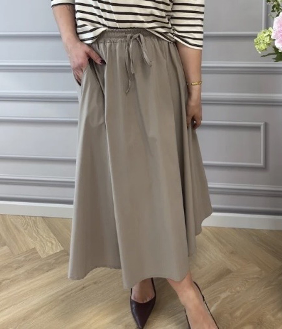 Skirts/Dresses