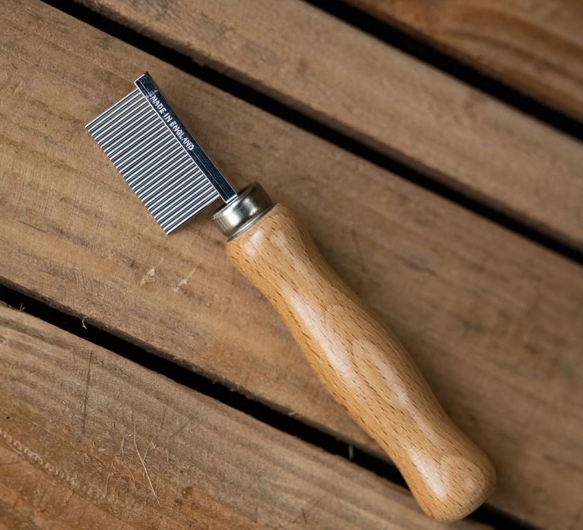 Smart Grooming Quarter Marking Comb