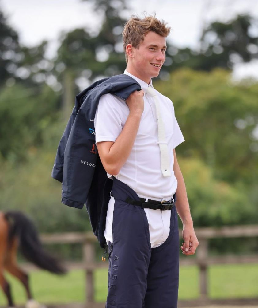 White Aubrion SS Tie Shirt - Gents