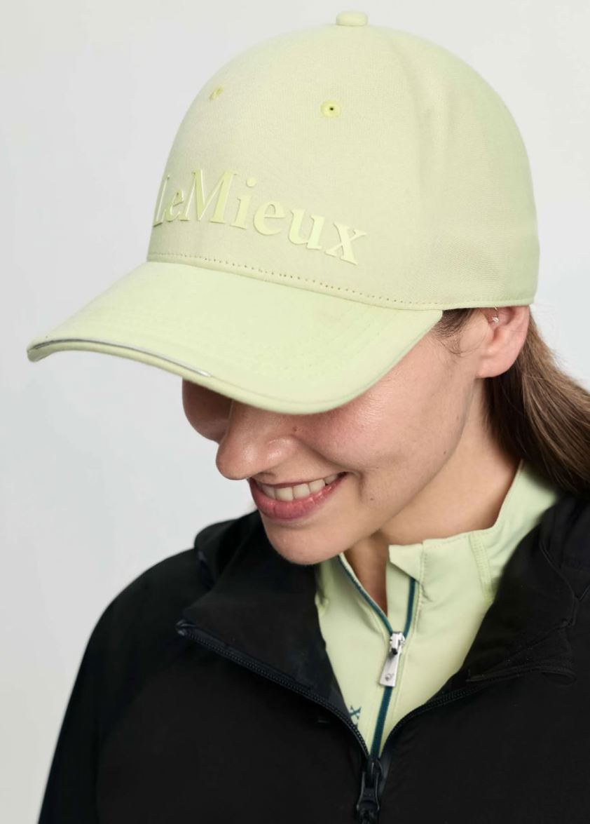 Macaron LeMieux Lara Cap