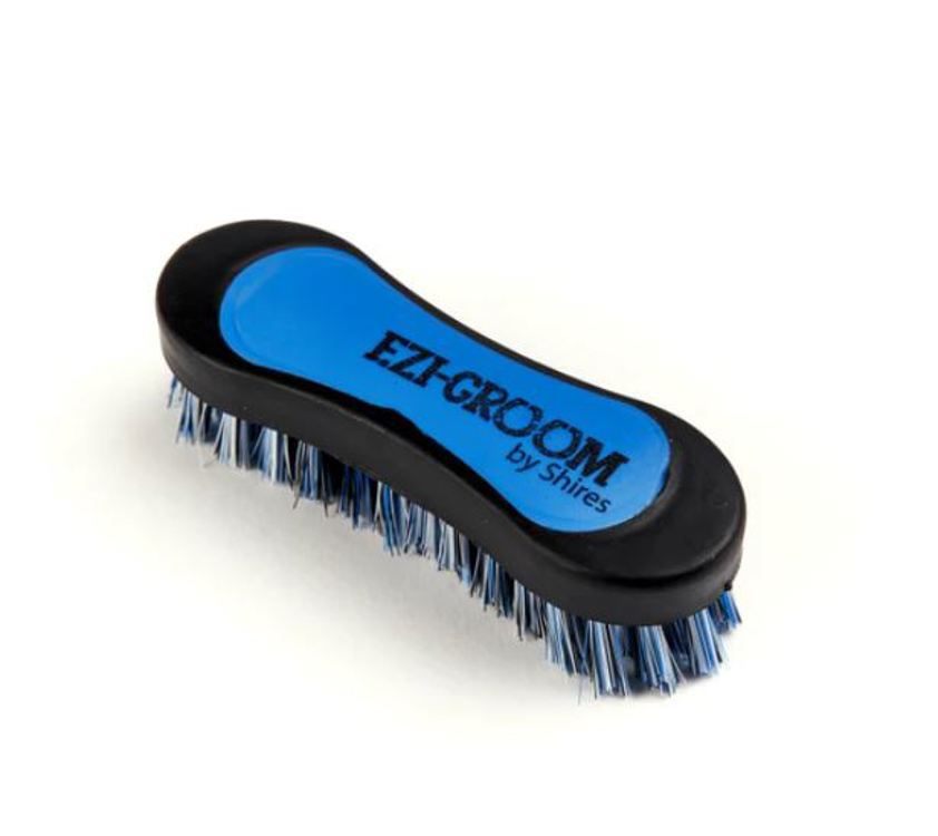 Blue Ezi-Groom Face Brush